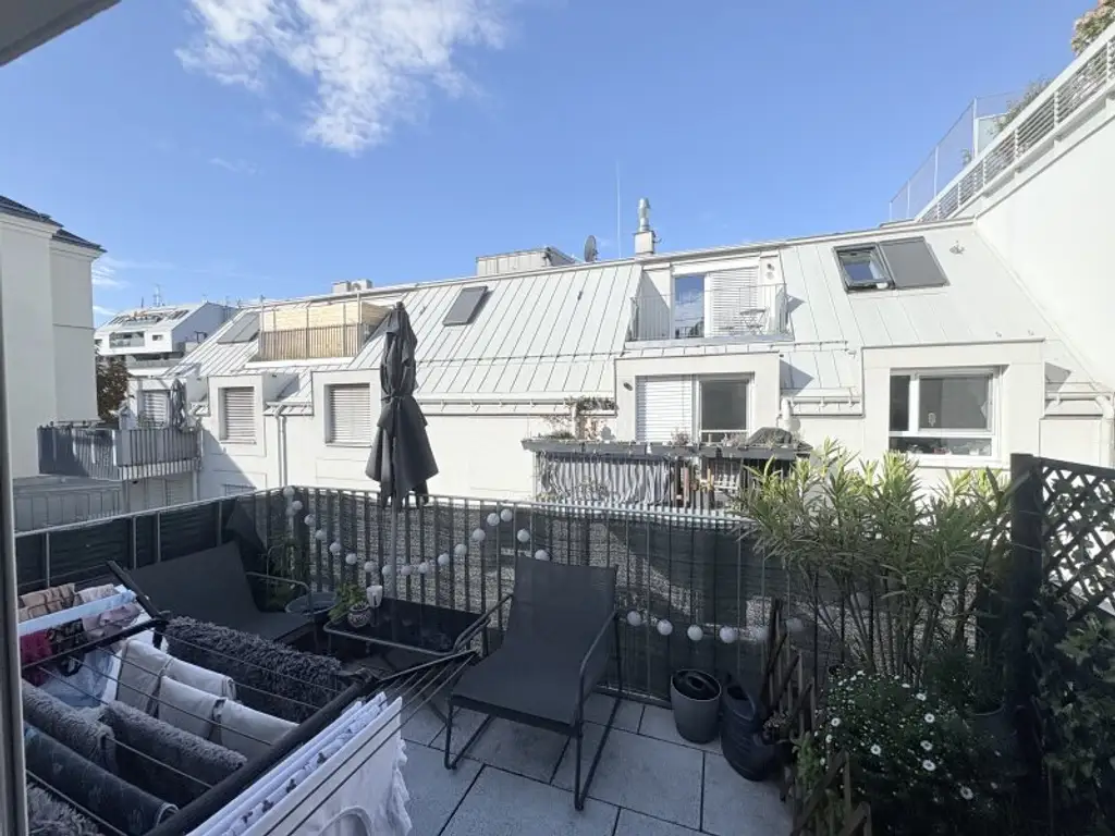 Neuwertige Wohnung im 1. Dachgeschoss mit Balkon in 1110 Wien – Ihr neues Zuhause!