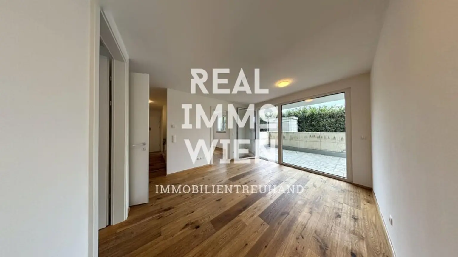 23. Bezirk!!! Zur Vermietung gelangt eine schöne Wohnung mit Terrasse!! 360° Grad Besichtigung!! Nähe U6 PERFEKTASTRAẞE!!
