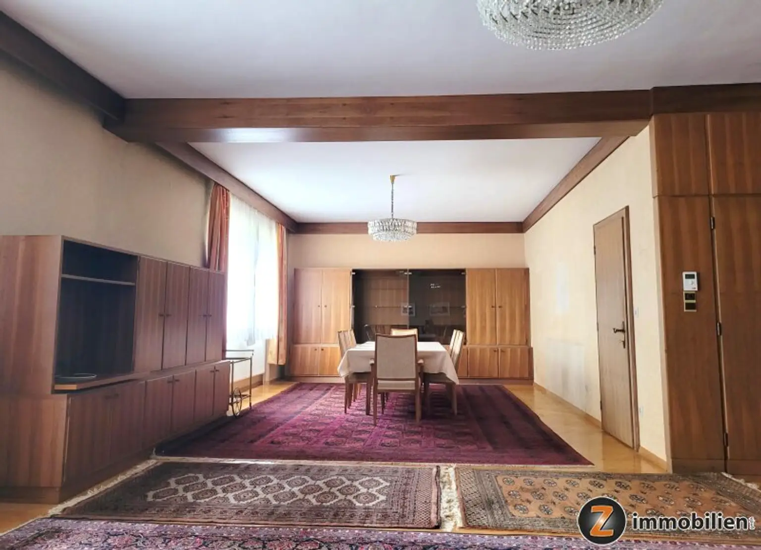 Großzügiges Wohnhaus mit Lift im lebenswerten Lockenhaus!