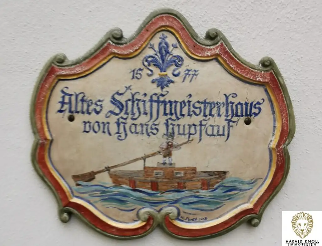 NEU! Reduzierter Preis! Historisches Haus mit zusätzlichen Geschäfts- Büroflächen  aus dem Jahre 1577 am Marktplatz