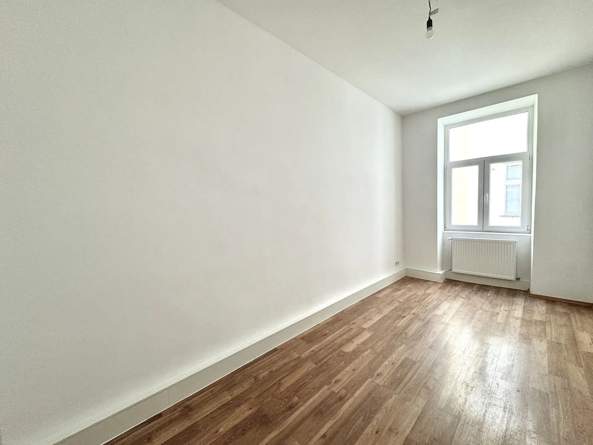 20251118_104831060_iOS