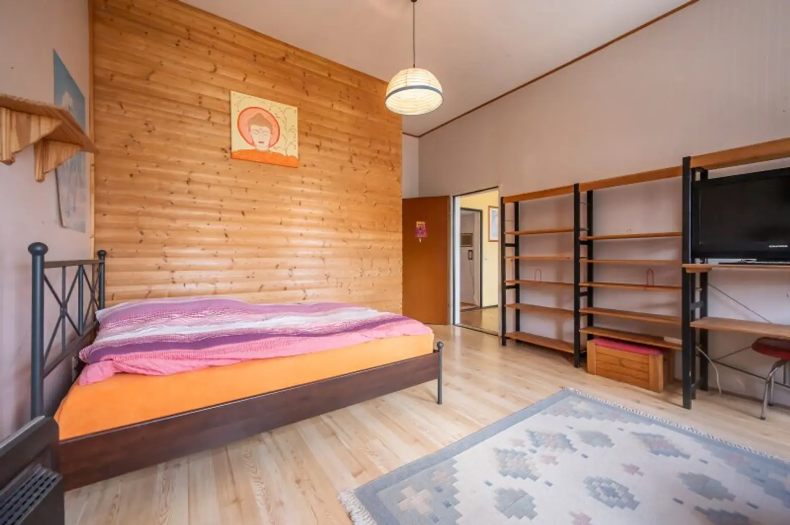 ++NEU++ Sanierungsbedürftige 3-Zimmer Altbauwohnung in guter Lage!!