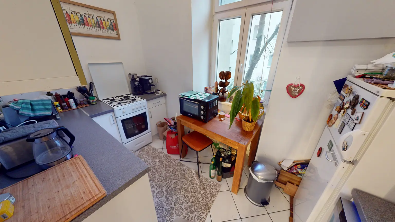 Ruhig gelegene Wohnung im repräsentativen Jahrhundertwendehaus