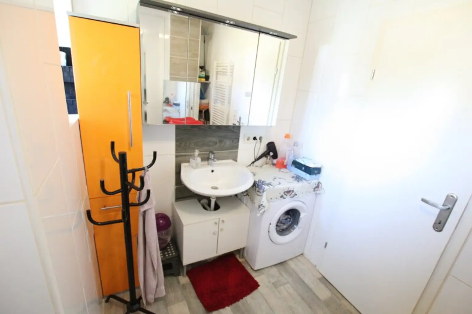 Teilsaniertes 350m² Mehrfamilienhaus/Zinshaus mit 4 Wohnungen in Maria Saal - Ratzendorf - nicht vermietet