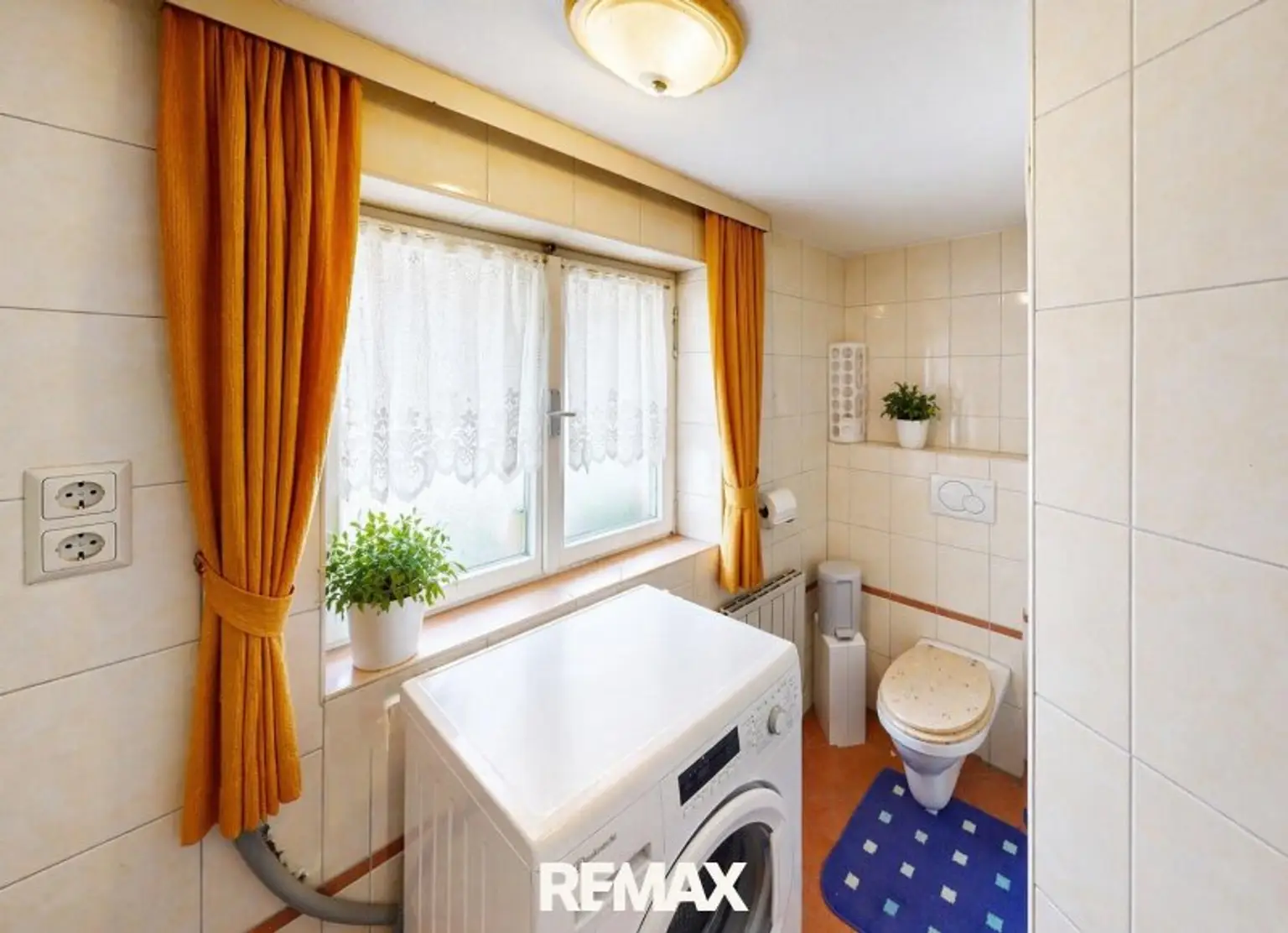Pfunds - Haus - OG WC