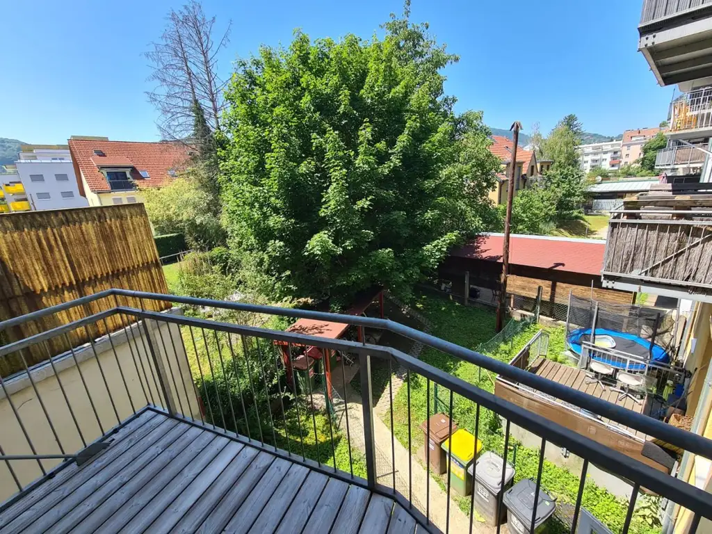 Neu sanierte 3 Zimmer Wohnung Nähe FH Joaneum - Balkon in den Innenhof - sehr gute Infrastruktur