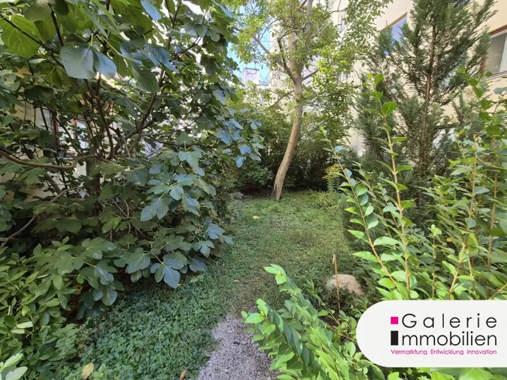 Sonnige und helle 3-Zimmer-Neubauwohnung mit Loggia inkl. Stellplatz - Sanierungsbedarf