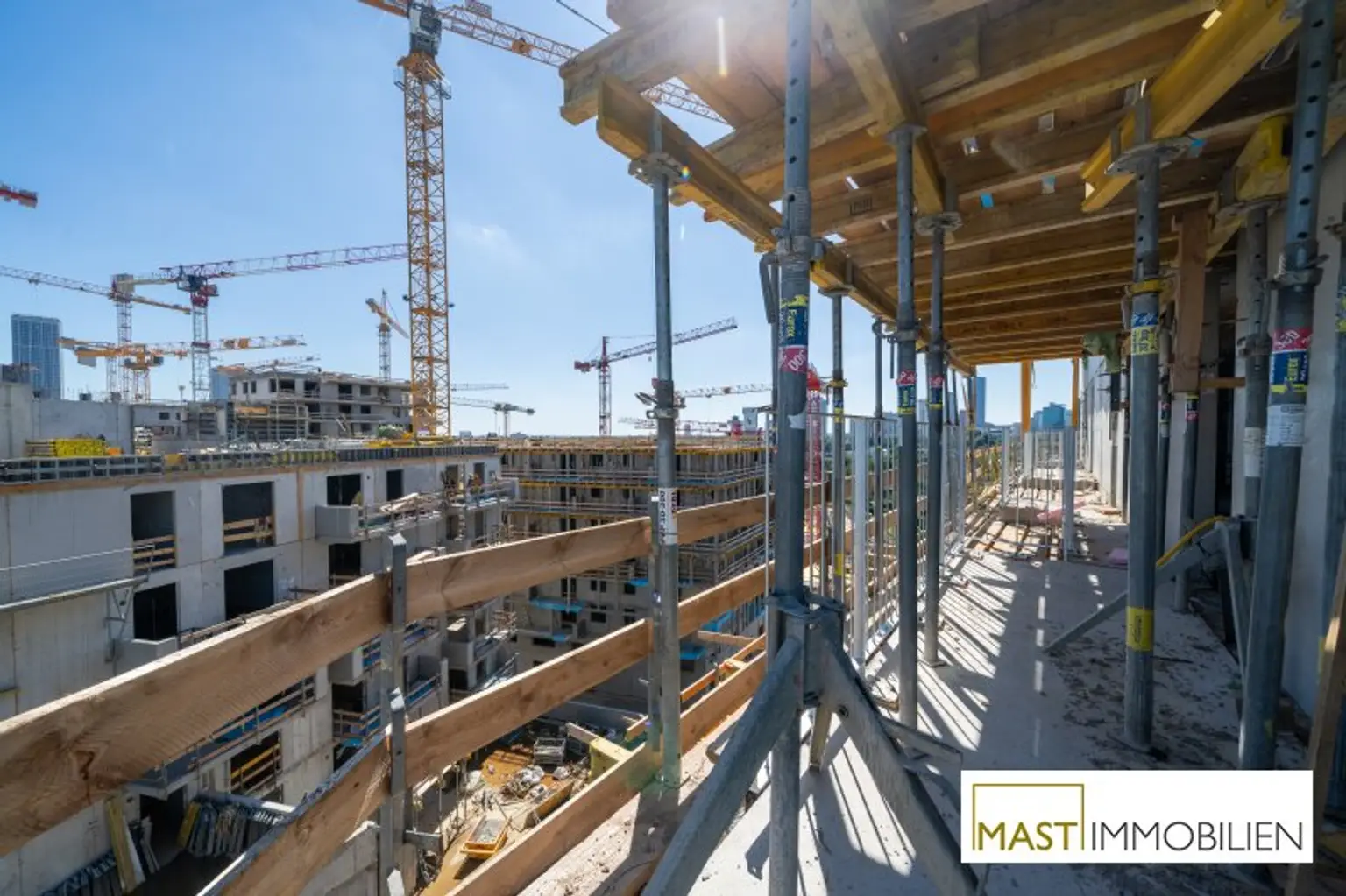 7. Stock! Provisionsfreie 3 Zimmer Eckwohnung mit 22 qm Balkon!