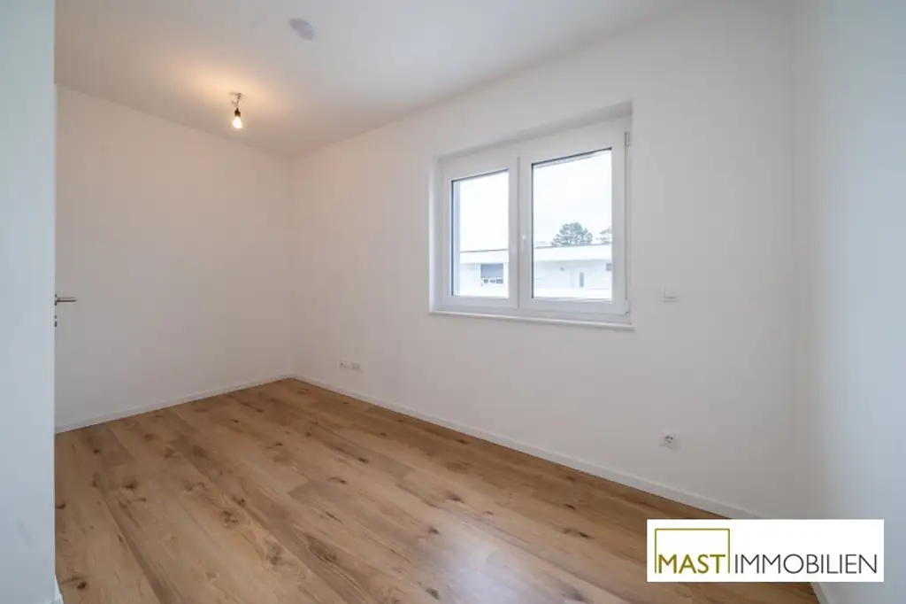 *NEU* - ab Oktober - 4 Zimmer Reihenhaus in Bahnhofsnähe