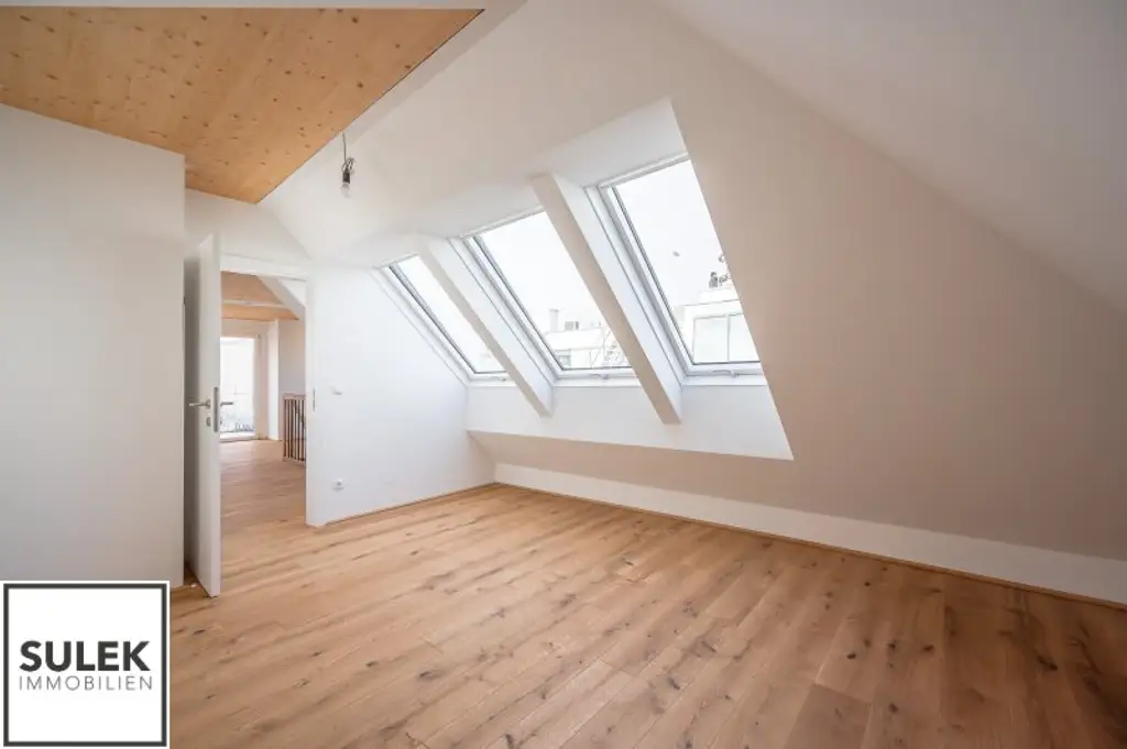 Erstbezug: 3-Zimmer-Maisonette mit hofseitiger Terrasse