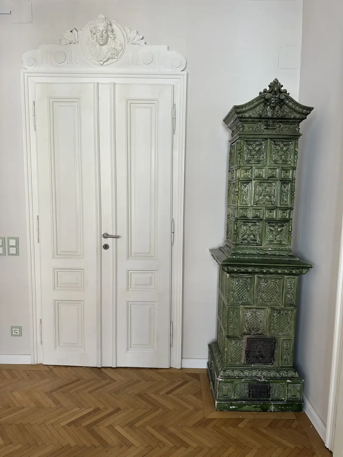 Altbautraum mit Balkon