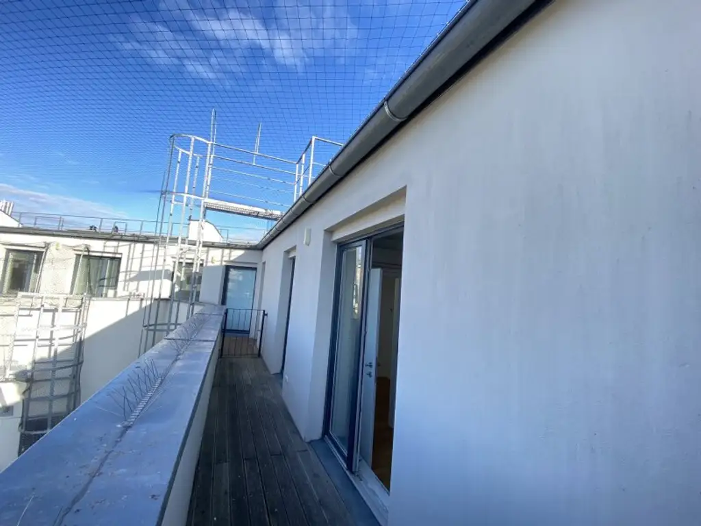 Großzügige Dachgeschosswohnung am Rennweg - Klimatisiert - 2 Terrassen