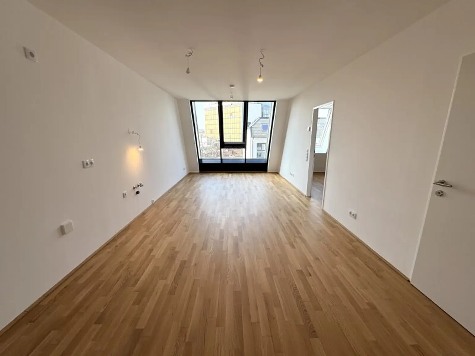 WOHNEN UND GENIESSEN IM SÜDWESTEN VON WIEN! PERFEKTE INFRASTRUKTUR – NÄHE SCHÖNBRUNN!