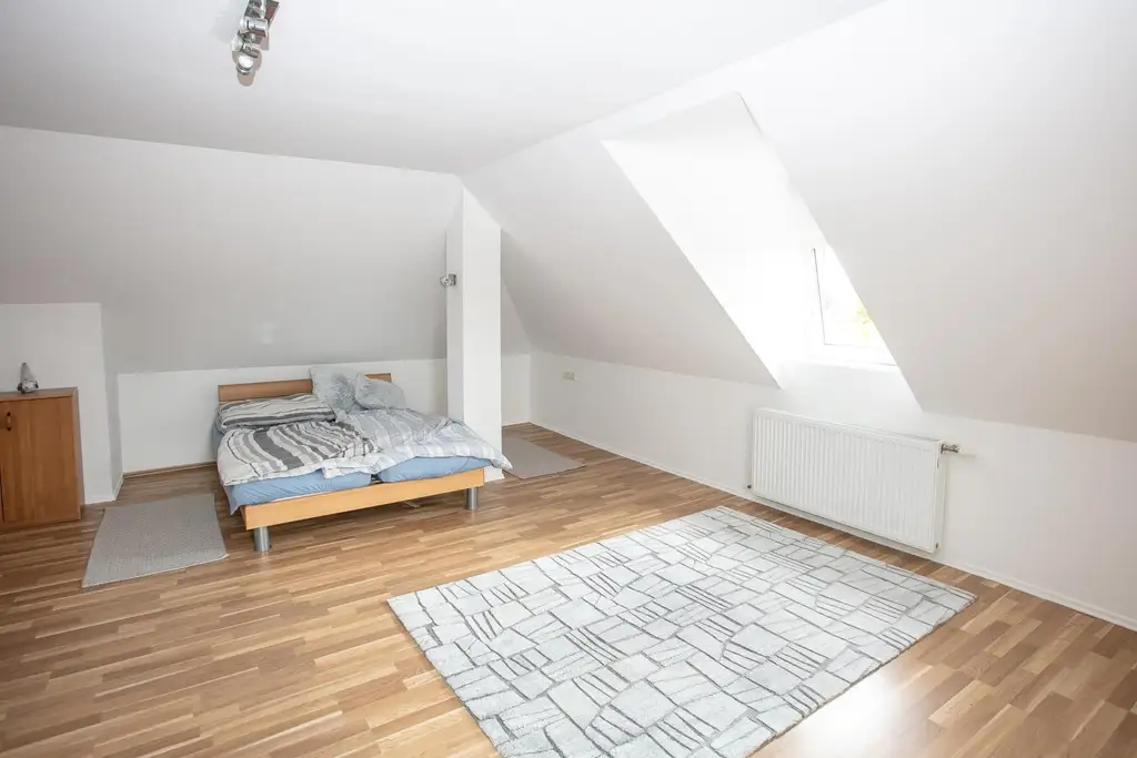 Großzügiges Wohnhaus in sonniger, ruhiger Lage im Kamptal