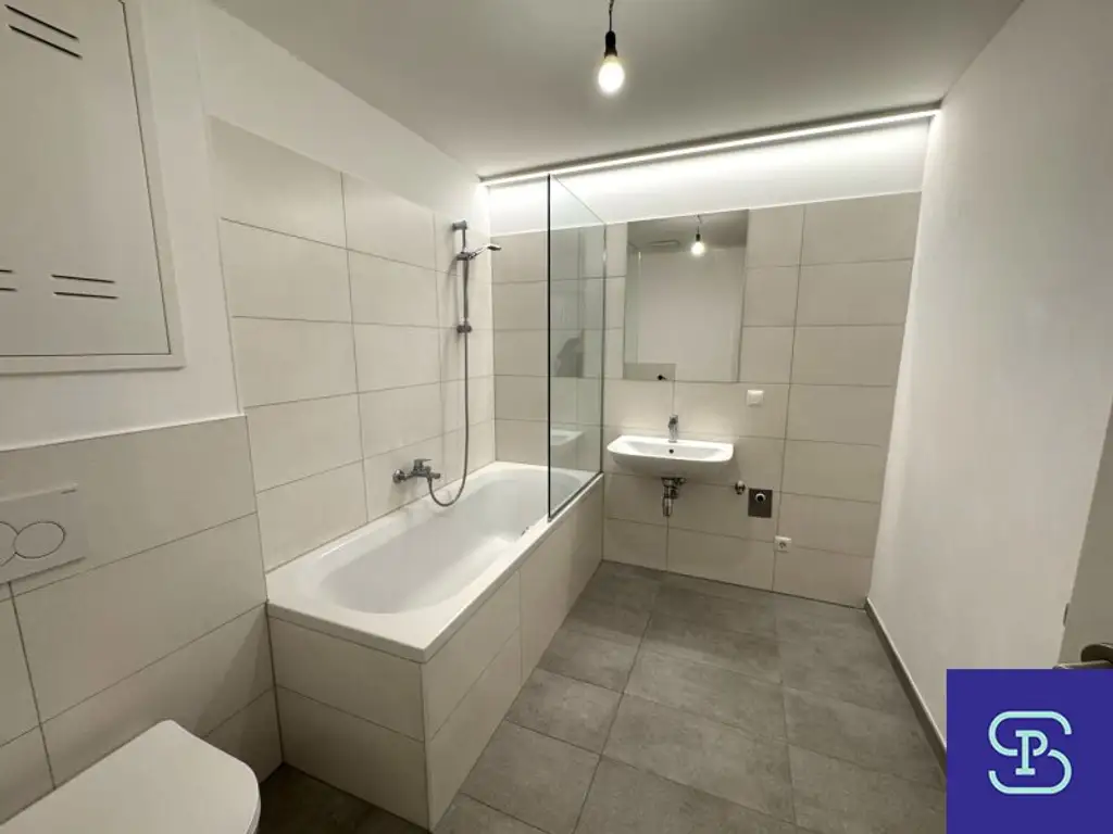 Provisionsfrei: Klimatisierte 35m² DG-Wohnung + 9m² Terrasse mit Einbauküche - 1100 Wien