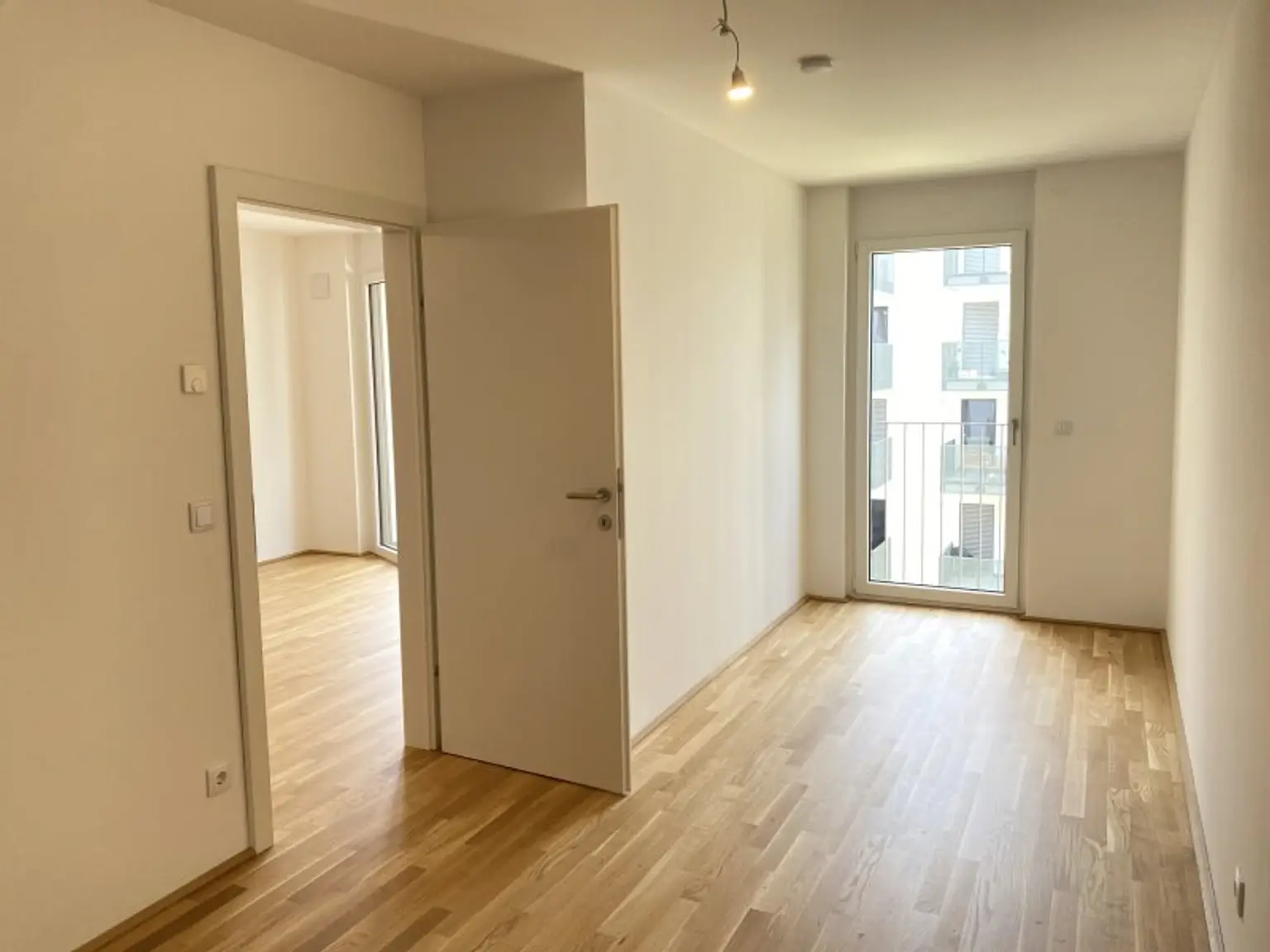 Neubauwohnung nahe U1 Kagraner Platz - Ideal für Zwei