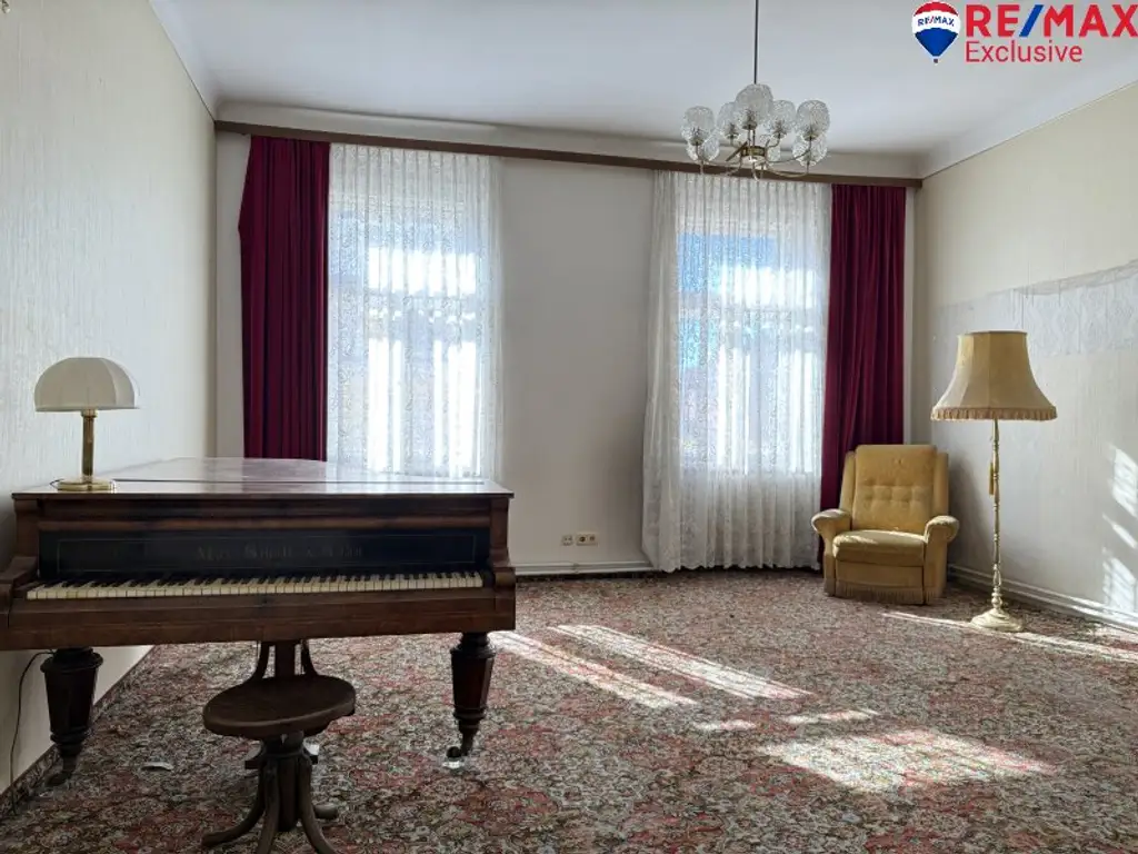 Zeitwandel - Mehrparteienhaus mit Entwicklungspotenzial in Wiener Neustadt!