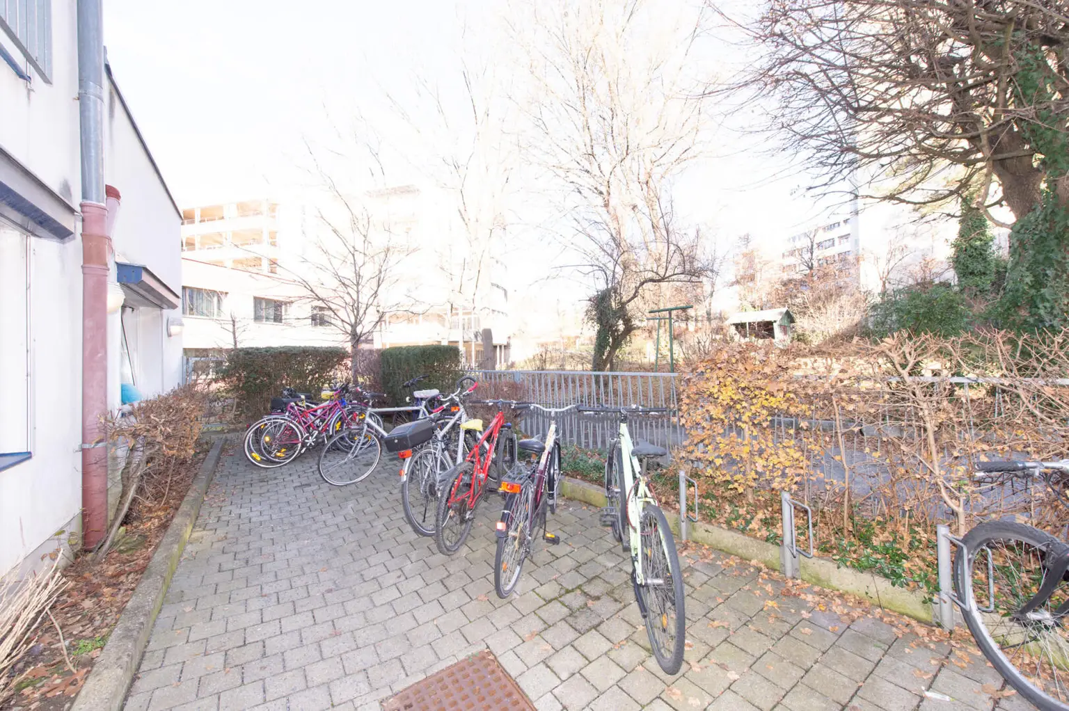 Heinrichstraße 69a-30