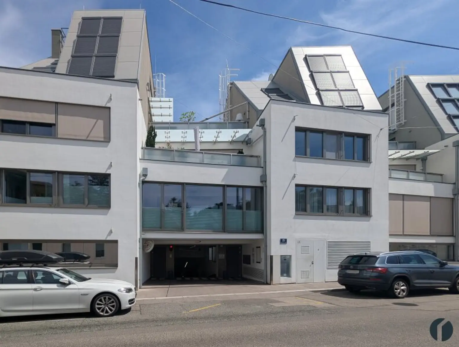 Exklusives Refugium mit Schwimmbiotop – Stilvoll möbliertes 2-Zimmer-Apartment in Ruhelage