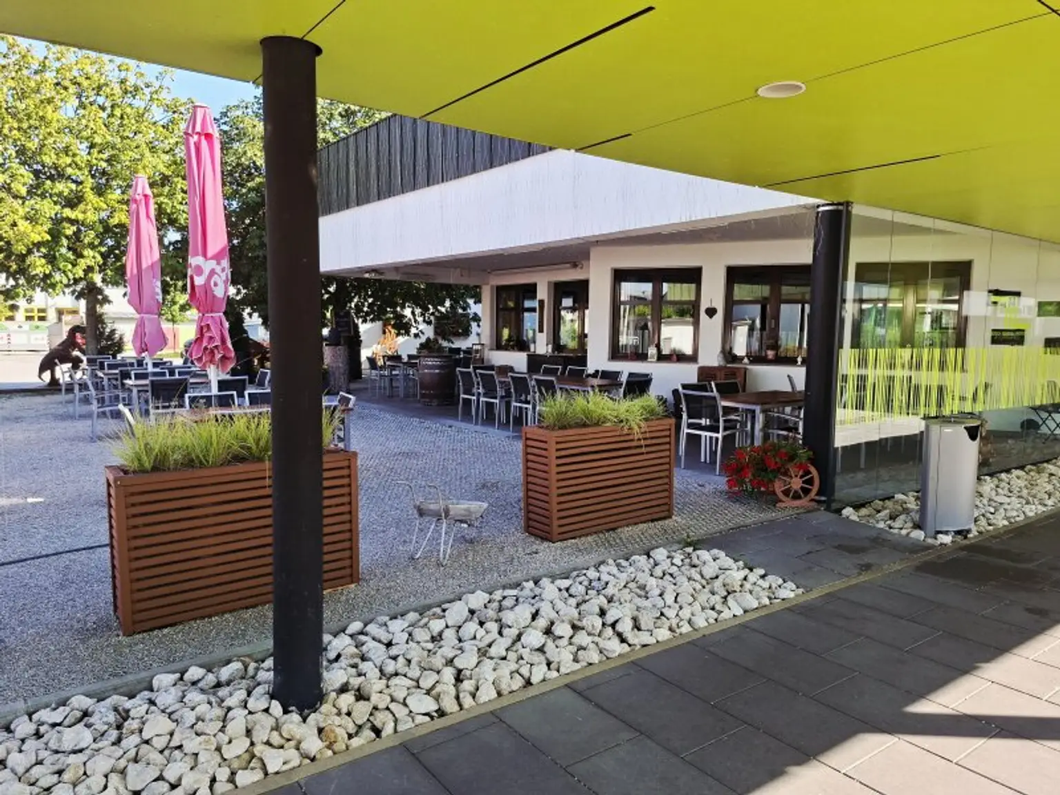TOP Location mit umsatzstarkem Gastro-Konzept sucht Nachfolger!