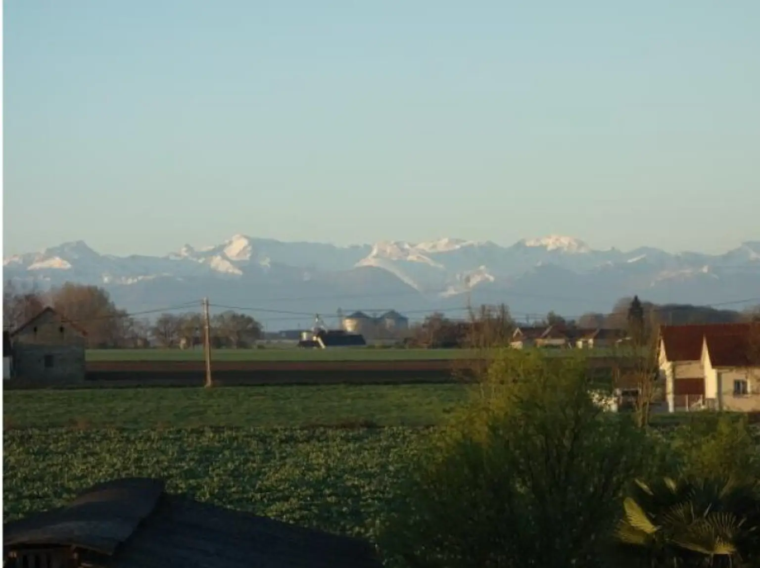 Traumhaftes Château in Südfrankreich mit Blick auf die Pyrenäen – nur 790.000 €