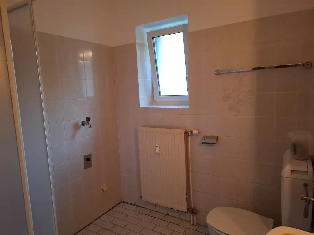 Gepflegte 2-Zimmer-Altbauwohnung im Hochparterre in Thörl nahe Kapfenberg zu mieten !