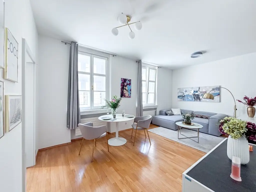 Komplett möblierte, helle Stadtwohnung – Ihr neues Zuhause am Stephansplatz/Graben!