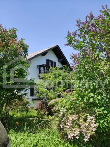 Am beliebten Rosenberg!  Altes Bauernhaus in unverbaubarer, ruhiger, sonniger Lage mit  großem Baulandgrundstück
