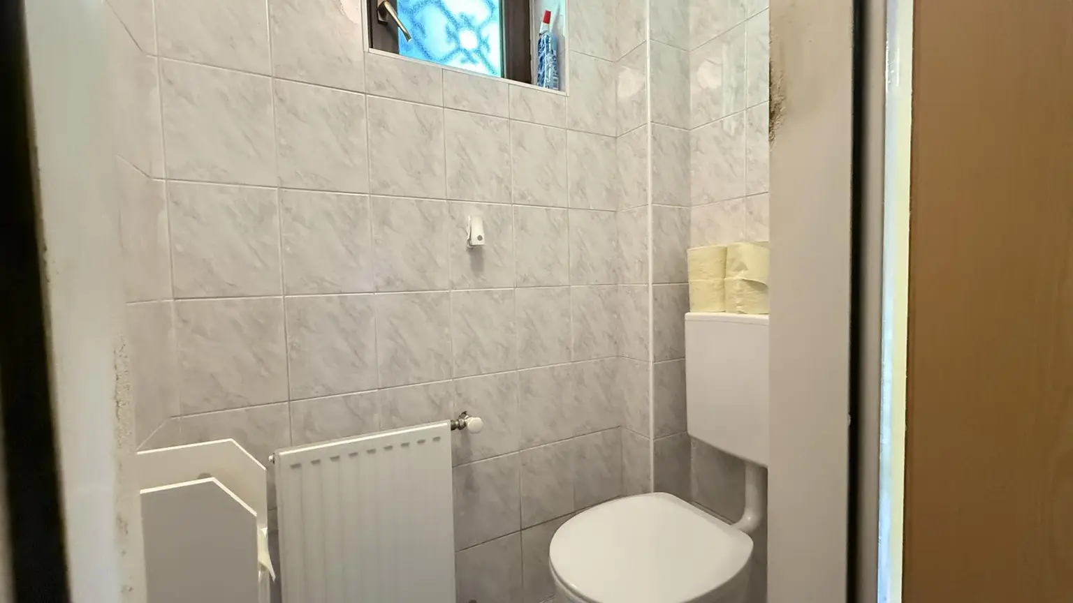 WC mit Fenster