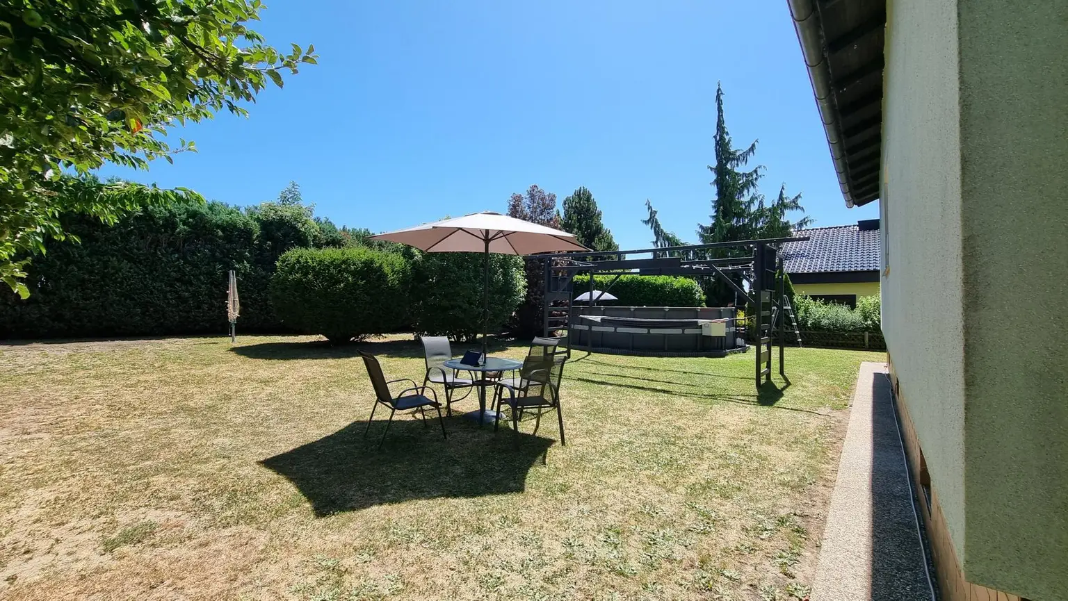 Gepflegter Bungalow in ruhiger Siedlungslage