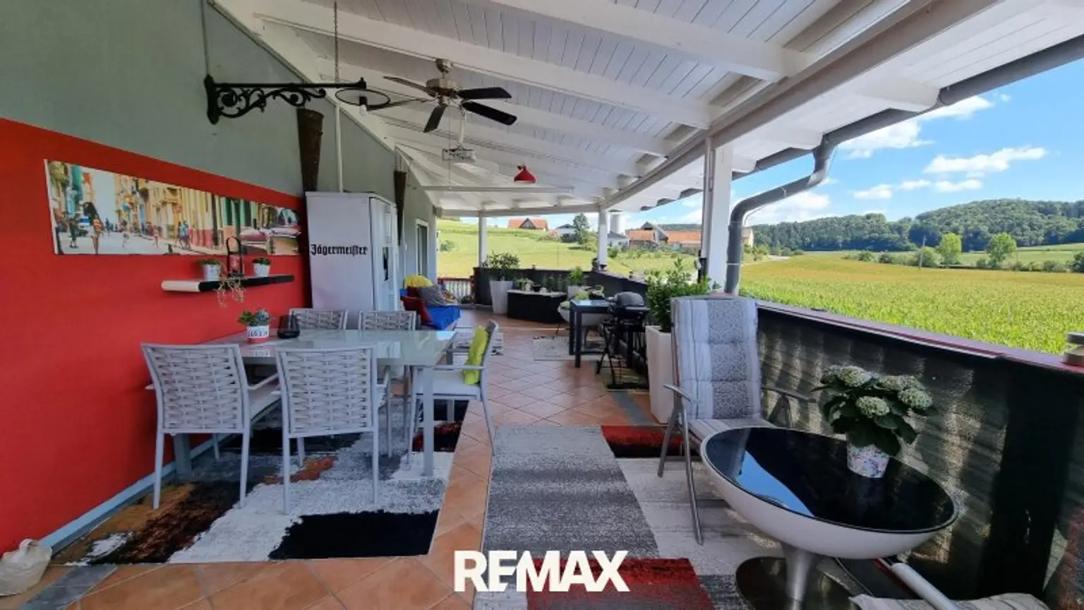 Terrasse bestens ausgestattet
