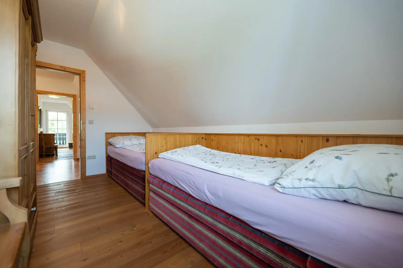 Einfamilienhaus mit Wintergarten, Sauna, Weinkeller & Weitblick in Ratsch an der Weinstraße