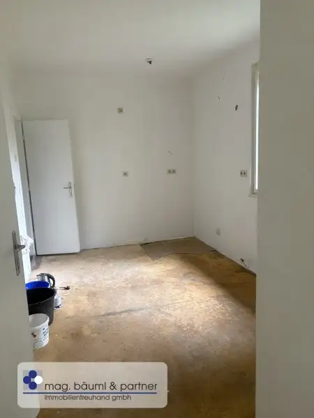 Alleinstehendes  Haus  in einer absolut ruhigen Sackgasse mit Blick auf die  THAYA