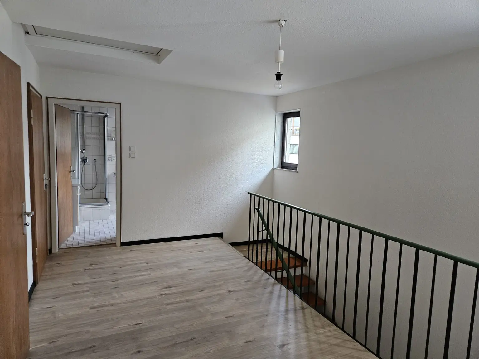 MIETE: Attraktives, freistehendes Einfamilienhaus 
mit großzügigem Wohngefühl und Privatsphäre...!