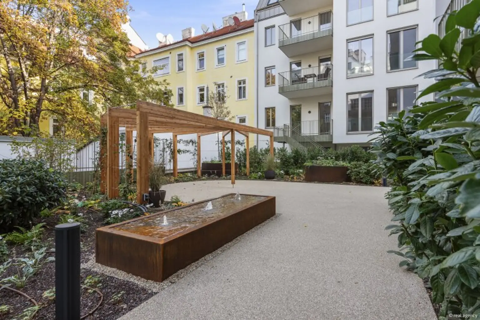 Quartier Starhemberg - Geschichte bewahrt. Zukunft gebaut. Jetzt bezugsbereit.