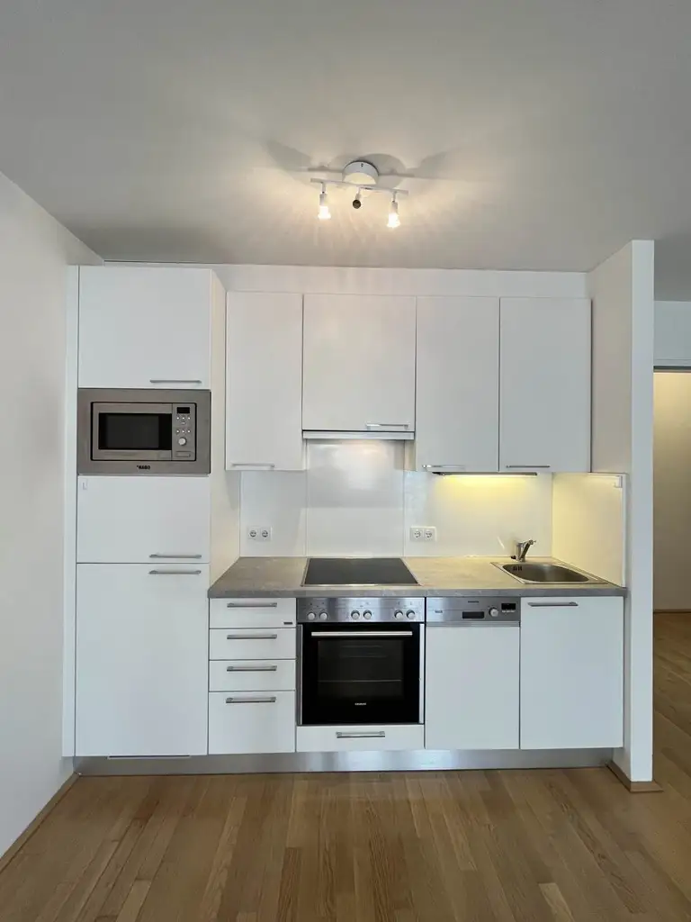 Moderne 2-Zimmer-Wohnung mit Balkon im 15. Bezirk!