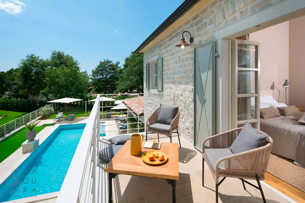 Steinvilla mit Pool in Kanfanar – Mediterraner Charme trifft modernen Luxus