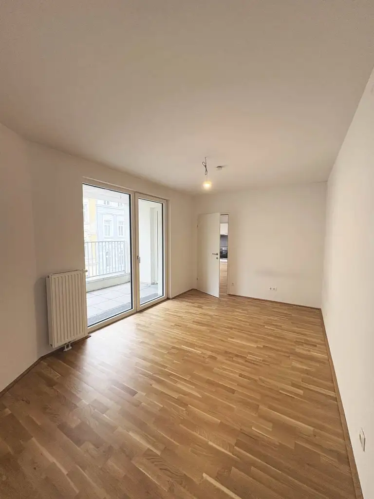 Unbefristeter Mietvertrag - 2-Zimmer-Wohnung 
mit Loggia und top Aufteilung