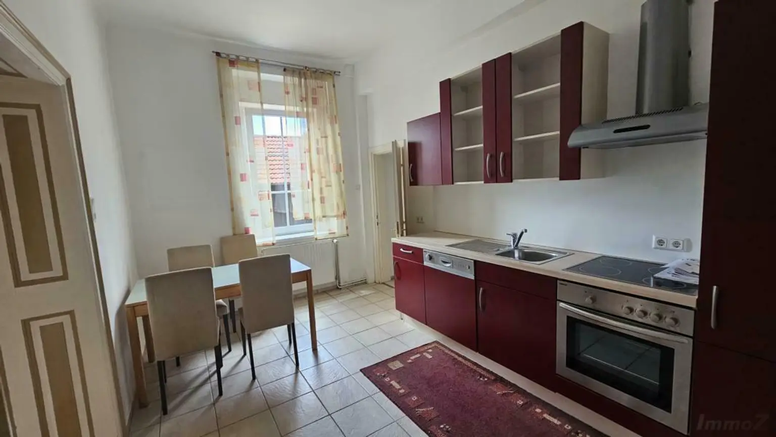 **Villa mit Türmchen in bester Lage  ** 2 Wohneinheiten ** parkähnlicher Garten **2 Parzellen **