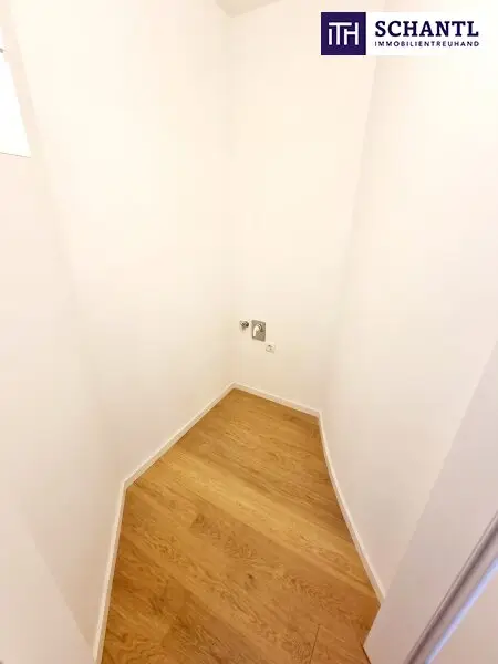 LETZTE Wohnung - Schnell sein! Leistbare Familien-Wohnung im Dachgeschoss! Toll aufgeteilt + Zentrumsnah + 3 Zimmer mit Terrasse + Frisch saniert + Hauseigene Tiefgarage! Besser geht es nicht....