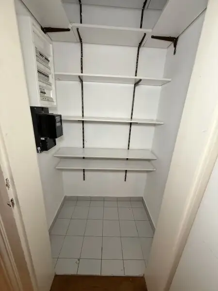 4-Zimmer-Wohnung in zentraler Lage Wiens – ideal geeignet als WG für 3 Studenten