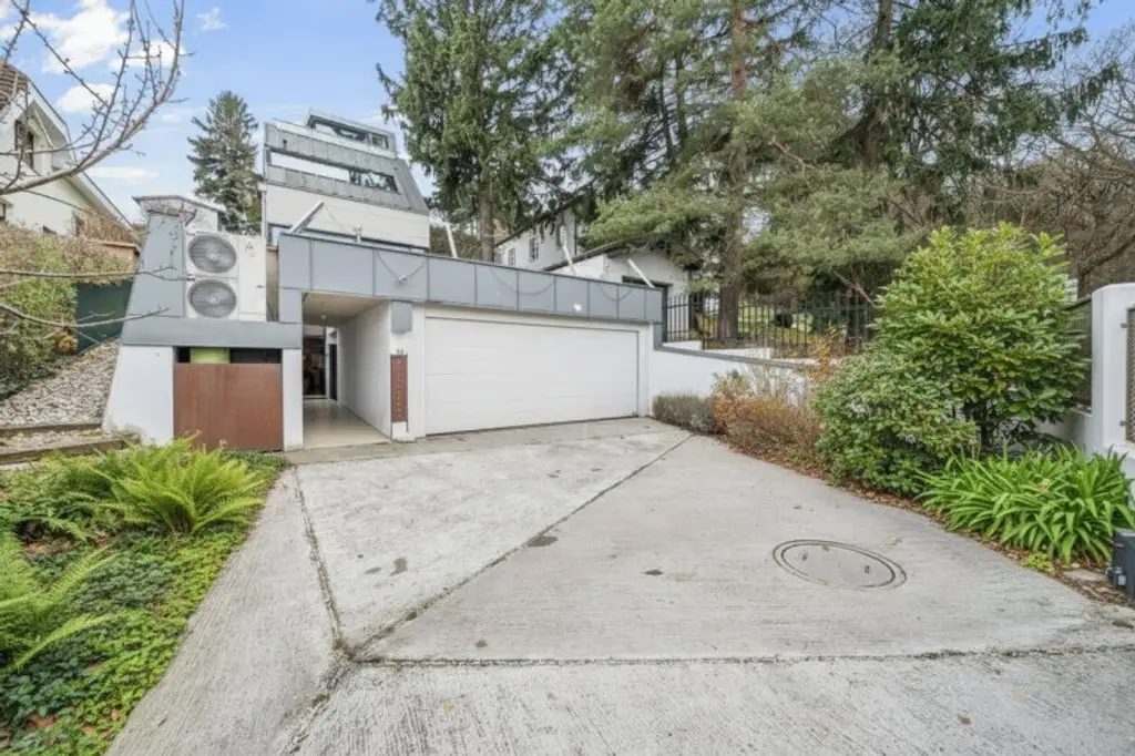 Architektenvilla mit Pool und Biosauna in 1230 Wien-Mauer