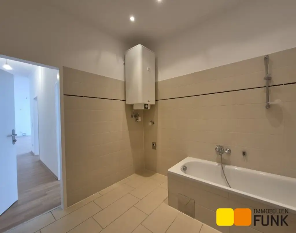 Helle 3 Zimmer, nahe U6 Niederhofstraße