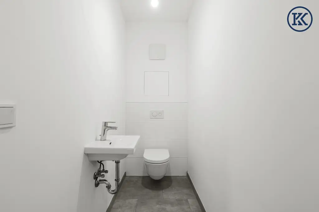 Ein Zuhause für alle, die das Besondere suchen – mit Stil, Herz und Zukunft.
Jetzt entdecken und verlieben.