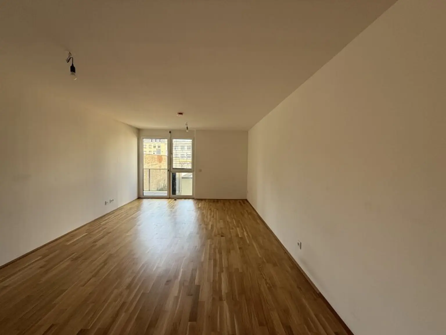 Ruhig aber doch zentral gelegene 3-Zimmer Wohnung in der Donaustadt - ab sofort verfügbar