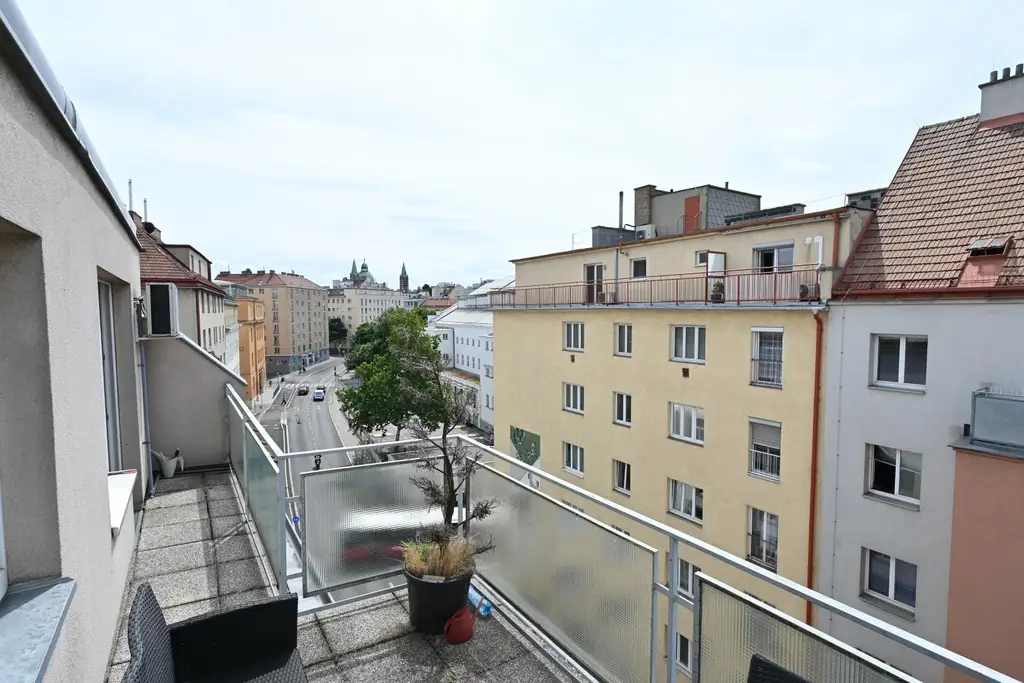 "++Dachgeschoss++Terrasse++Klimaanlage++"