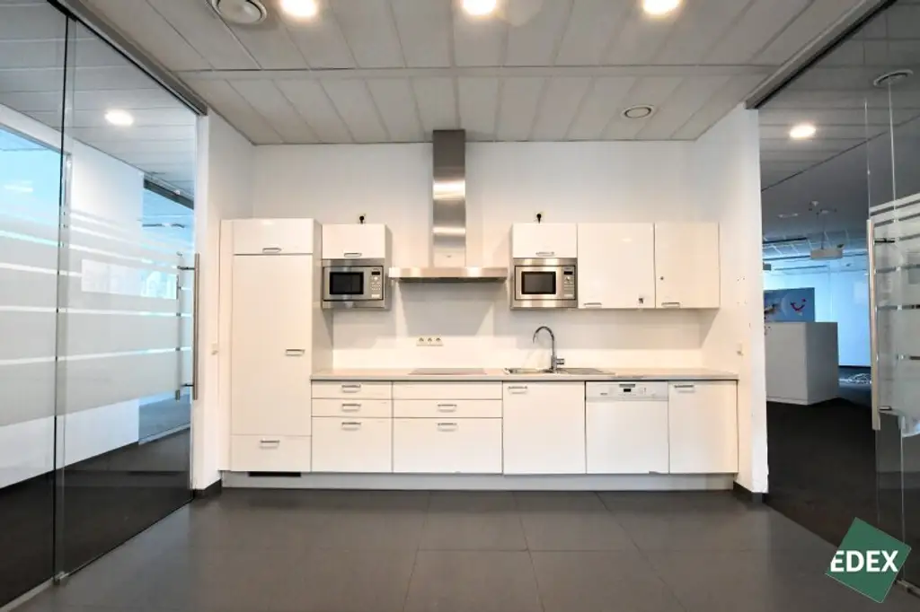Skyline | flexible Büroflächen direkt an der U-Bahn