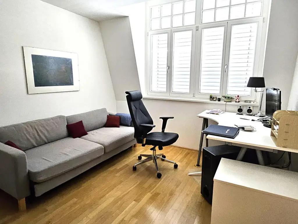 FERNBLICK ! DACHTERRASSEN ! RUHELAGE ! TERRASSENWOHNUNG ! Dachterrassen Maisonette mit herrlichem Ausblick!