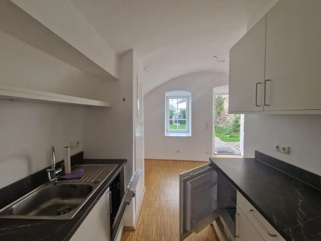ERDGESCHOSS-TERRASSENWOHNUNG IN TOP INNENSTADTLAGE, HEIZKOSTEN SIND BEREITS ENTHALTEN