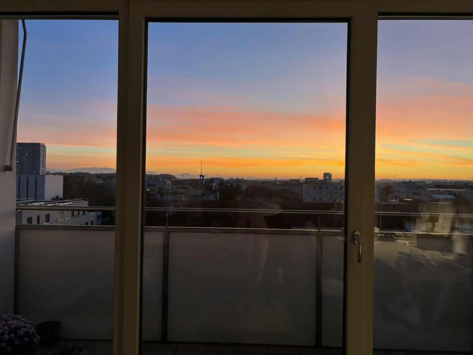MEGA INNENSTADTWOHNUNG MIT MEGA AUSSICHT!!